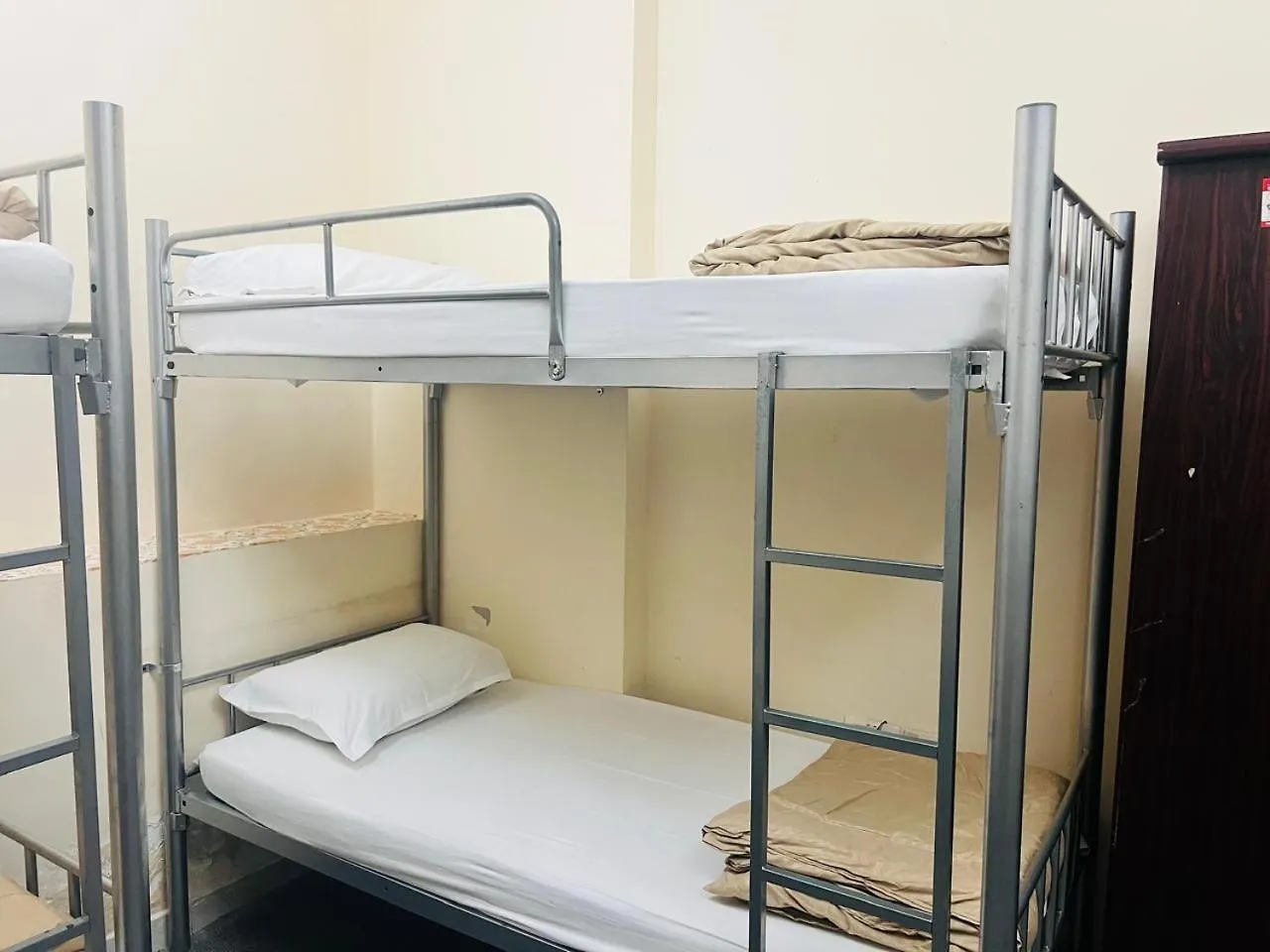 Short Term Tourist Place Hostel Dubai